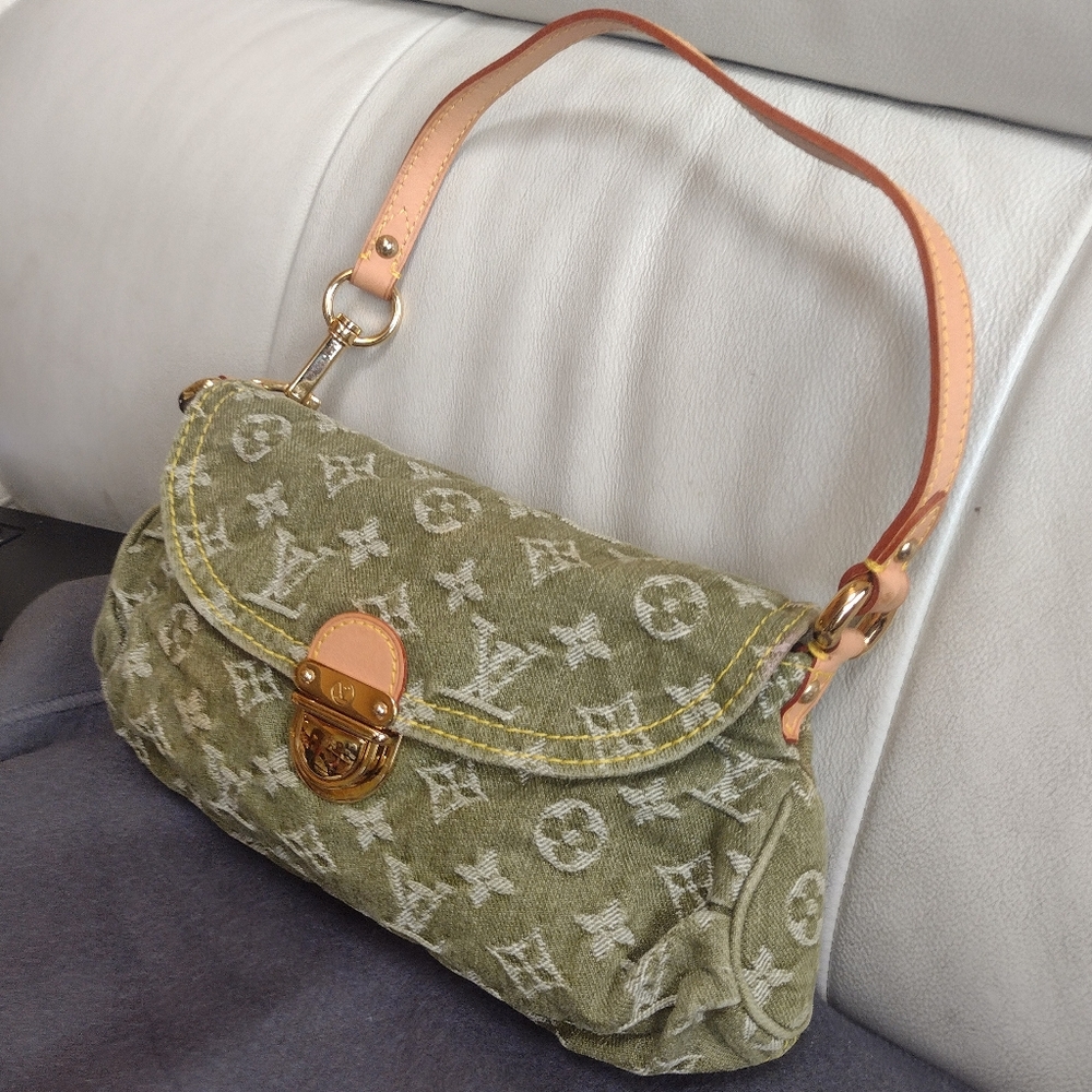 NEW RARE & DISCONTINUED!~💯% Authentic Louis Vuitton LICHEN💚GREEN DENIM PLEATY!